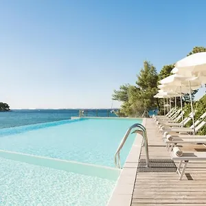 Crvena Luka 4*, Biograd Na Moru Croazia